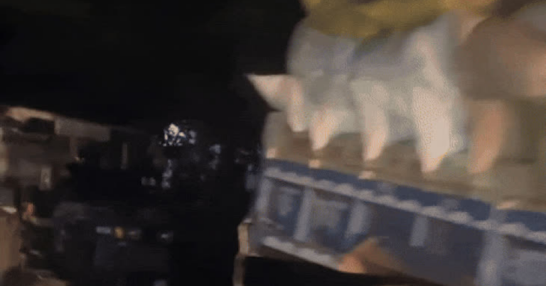 रीवा धान खरीदी केंद्र पर लंबी लाइन और अव्यवस्था